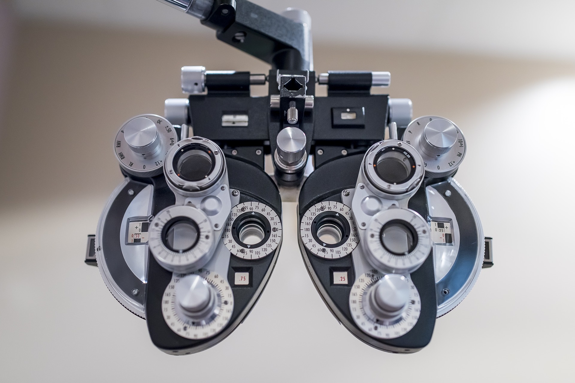 What Are Some Signs That You Might Need an Eye Exam?