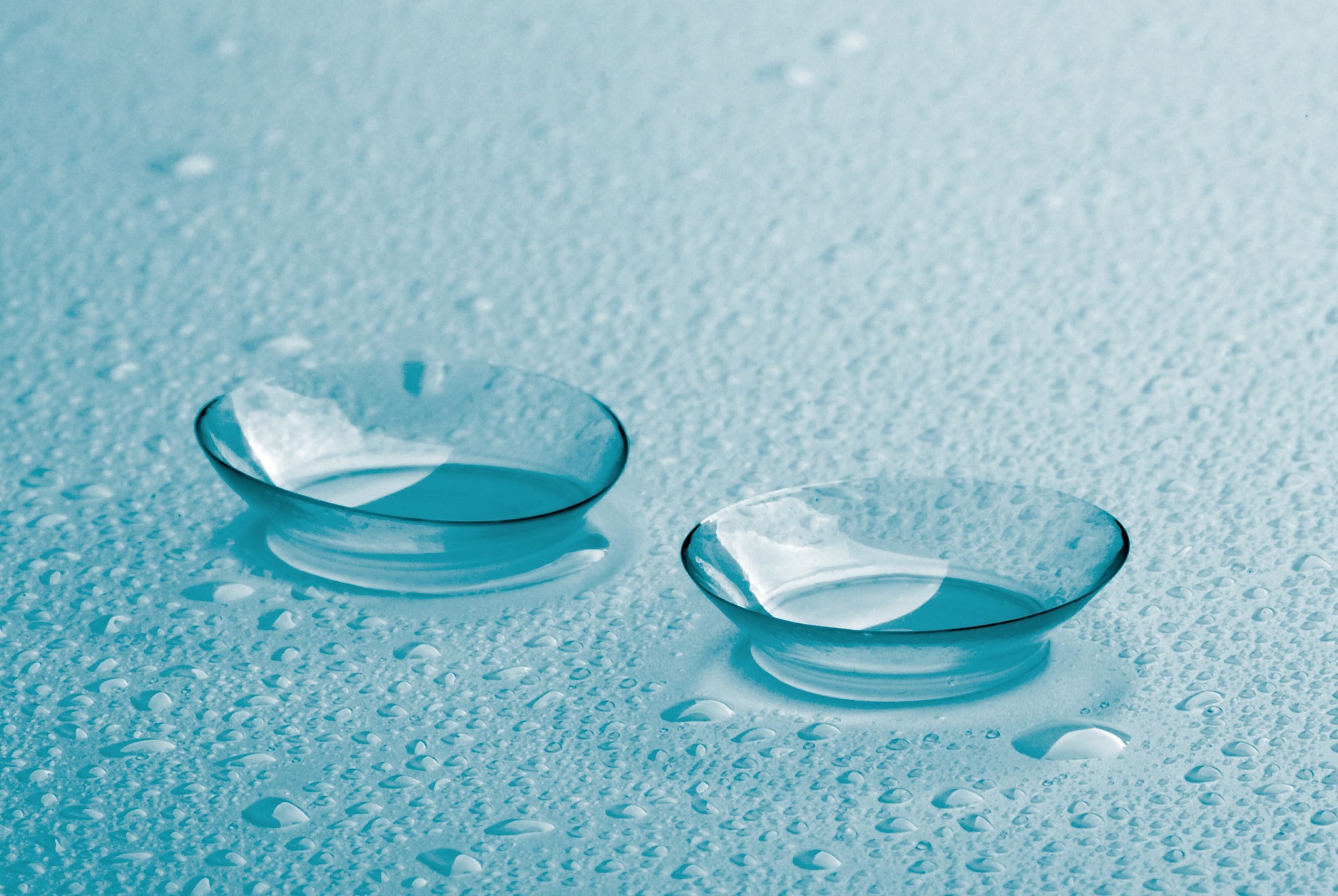 What Causes Contact Lens Discomfort?